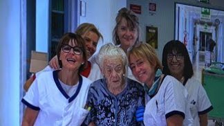 L’operazione al femore alla signora Elsa, 104 anni: un record per l’Ospedale di Agordo