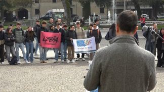 Studenti e cittadini in piazza contro le mafie