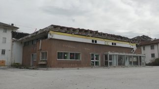 Area ex Agip, la parola alla proprietà: il supermercato si può fare