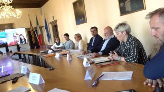 Strade, prosegue il risiko della riclassificazione: 48 km dai comuni alla Provincia