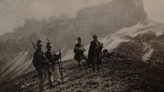 Oltre 150 anni fa le penne nere erano di casa ai piedi delle cime delle Marmarole e dei Brentoni