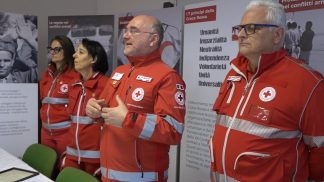 I volontari bellunesi accolgono il presidente della Croce Rossa Italiana Valastro