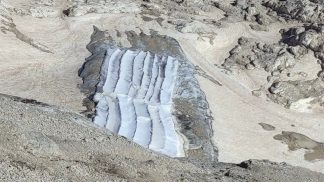 Teloni sulle piste della Marmolada: soluzione efficace e sostenibile?
