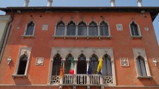 Simonetta Buttignon si dimette durante il Consiglio Comunale