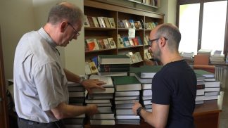 I 400 volumi della Patrologia Latina e Greca donati alla Biblioteca Gregoriana di Belluno