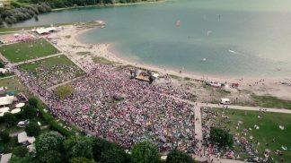 Max Gazzè fa il pienone: oltre 4.000 spettatori per il terzo appuntamento di Dolomiti Arena