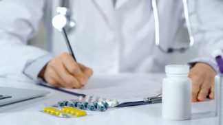 Monitorare e studiare in sicurezza: sperimentazioni cliniche dei farmaci nel Bellunese