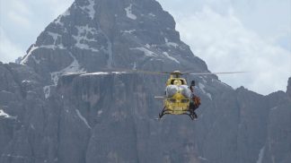 Vola dalla cengia di Ra Gusela, gravissimo 49enne vicentino