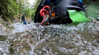 Canyoning in area protetta: i carabinieri forestali sanzionano sei turisti spagnoli
