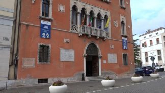 Dimissioni Roccon: le reazioni dell’opposizione