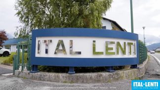 Ital Lenti, storica azienda di produzione di lenti oftalmiche, ha festeggiato i 70 anni di attività.