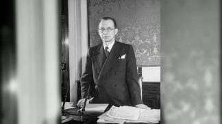 De Gasperi, l’uomo e il politico: a Palazzo dei Rettori arriva la mostra “Servus Inutilis”