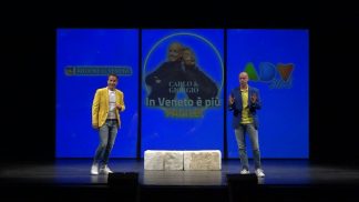 Il duo Carlo & Giorgio a Belluno per uno spettacolo sul rapporto tra terza età e tecnologia