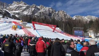 Olimpiadi: possibile taglio di 27.000 spettatori