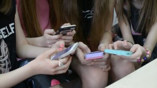 Minori e salute digitale: con le Scuole in Rete pediatri e famiglie a lezione da Alberto Pellai