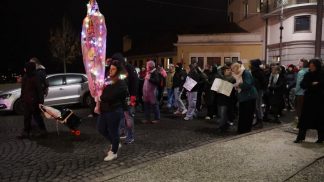 Corteo contro la Violenza sulle Donne, migliaia di voci si uniscono a ‘Non Una di Meno’