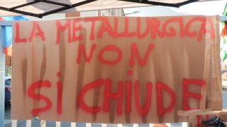 Hydro, presidio e picchetto ai cancelli contro la chiusura dello stabilimento
