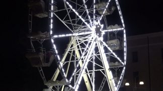 Inaugurato il Villaggio di Natale a Belluno tra musica, mercatini e animazione