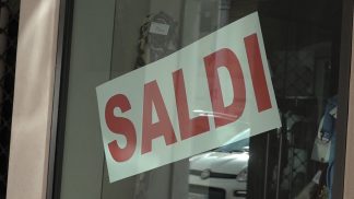 Anche a Belluno partono i saldi invernali