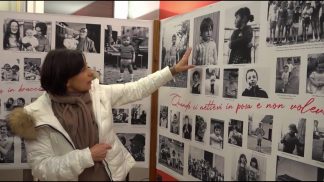 La mostra benefica dedicata ai bambini di Tignes diventa itinerante ed entra in classe