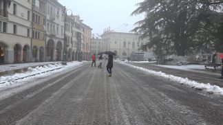 Bianco risveglio per i bellunesi