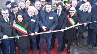 Momento storico per la provincia: inaugurate le varianti di Tai e Valle