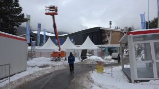 Con le Olimpiadi, inizia anche lo sforzo massiccio e fondamentale dei volontari