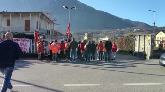 Hydro di Feltre, riprende il presidio permanente dei lavoratori
