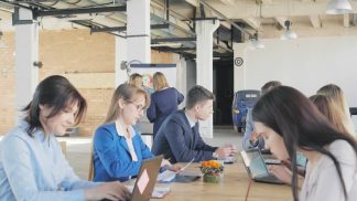 Parte l’8 marzo la campagna di sensibilizzazione contro molestie e violenze nei luoghi di lavoro