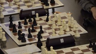 Studenteschi di scacchi da record con oltre 400 ragazzi