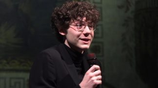 “Dare voce ai giovani”: il messaggio di Edoardo Prati al teatro La Sena di Feltre