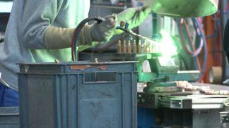 La crisi in Medio Oriente colpisce duro: aziende in difficoltà e ripercussioni sull’occupazione