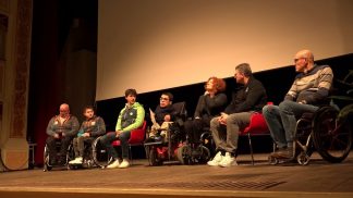 Il movimento paralimpico sul palco della Sena: “Lo sport cambia la vita”
