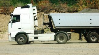 Caro carburanti: autotrasportatori bellunesi in difficoltà