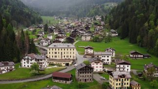 Vallada Agordina, fra natura e turismo