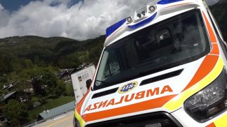 Pieve di Cadore, la famiglia De Menego dona un’ambulanza