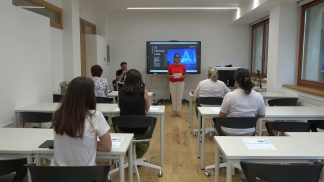Docenti a lezione di AI con la Fondazione ITS Academy Turismo Veneto