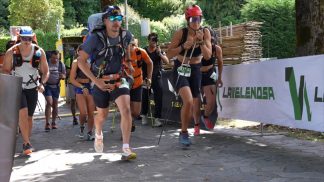 Una spettacolare Hike & Fly sprint ha aperto la tre giorni della “Velenosa”