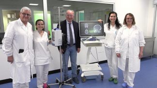 Poliposi nasale, a Feltre interventi sempre più precisi grazie alla donazione di un nuovo strumento