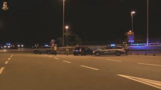 Folle corsa in Nevegal e poi l’aggressione a due agenti: arrestati due ragazzi