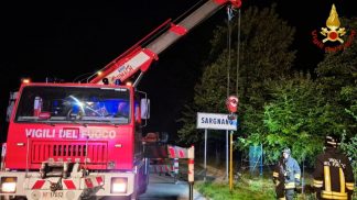 Incidente a Sargnano: coinvolti due auto e due pedoni