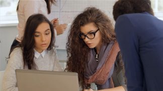 Bollino d’eccellenza per il progetto di Ablògos “Disruption”: premiata l’incisività nel welfare