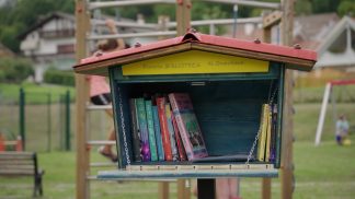 Al parco di Chiesurazza l’inaugurazione di una casetta per lo scambio gratuito dei libri