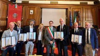 Il “Campanile di Cortina” ai protagonisti dei Giochi riaccende il dibattito sull’eredità olimpica