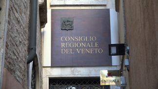 Voto sul fine vita, le posizioni contrapposte dei consiglieri regionali bellunesi