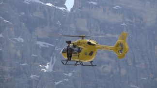 Volo di 20 metri sulla Tofana di Rozes: grave 68enne piemontese