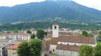 Incentivi alla residenzialità: l’Unione Montana Feltrina premia 28 giovani famiglie