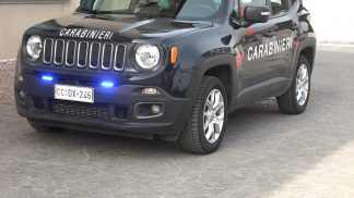 Maltrattava l’ex compagna e il figlio: arrestato