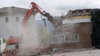 Ex area Agip, la partenza dei lavori riaccende le polemiche