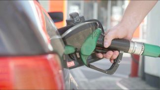 L’allarme dei gestori Eni: “Servizio a rischio, siamo in affanno con i rifornimenti”